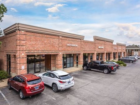 Retail space for Rent at 9451 Poplar Avenue in Germantown