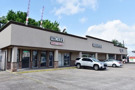 Retail space for Rent at 4629 W 34th St in Houston