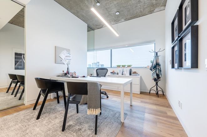 555 Richmond Street West 