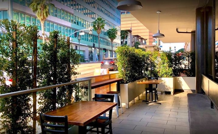 W Suites LLC - W Suites @ 1001 Wilshire