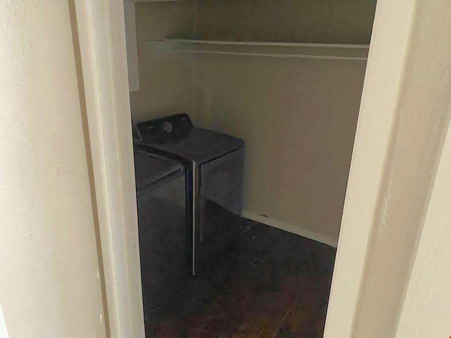 Majestic Oaks Apartments