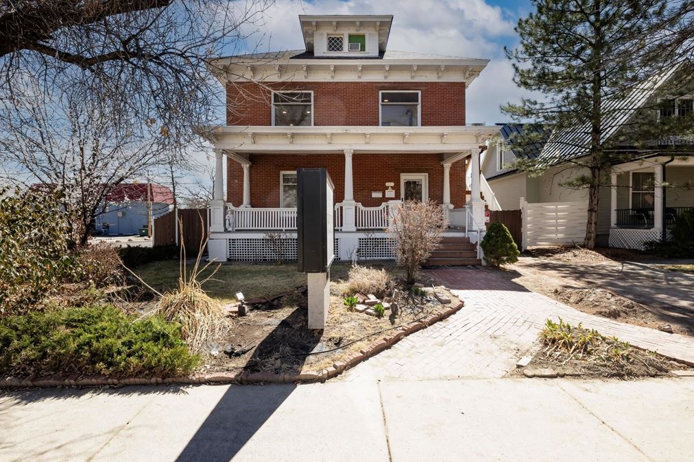 861 Grand Ave
