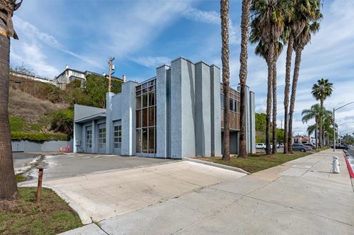 1520 W Coast Hwy