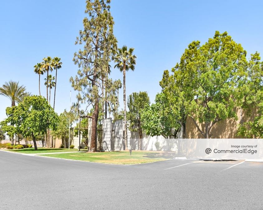 1900 East Brundage Lane, Bakersfield, CA CommercialSearch