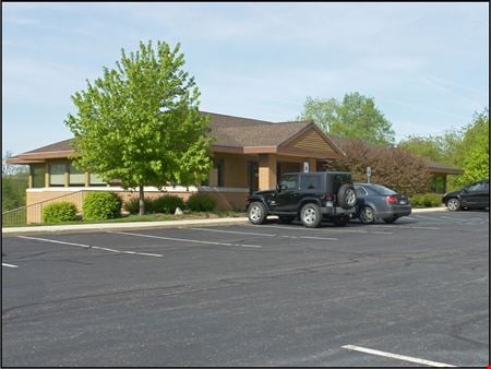 Commercial space for Rent at 5360 Cascade Rd SE in Grand Rapids