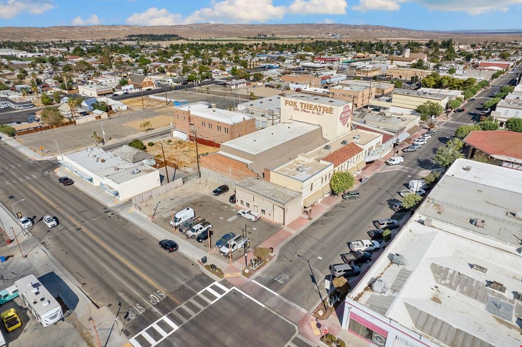 ±1,807 SF Retail Building in Taft, CA