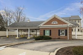 Downtown Naperville Prime Location