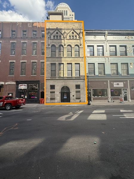 Photo of commercial space at 209 S 5th St in Louisville
