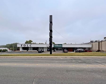 Retail space for Rent at 218 E Olmos Dr in San Antonio