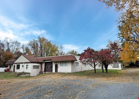 Retail space for Rent at 826 Perkins Lane in Beverly
