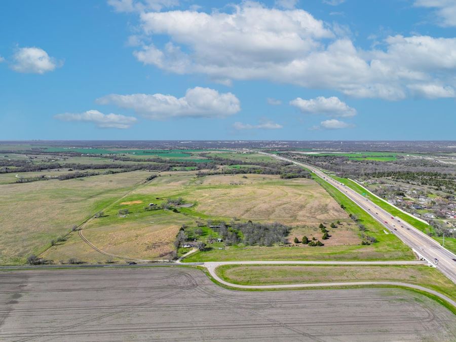 Land for Lease on I-35E