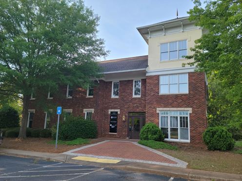 1022 Twelve Oaks Circle