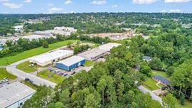 11,760 SF Warehouse | 15' Clear | 2 Docks