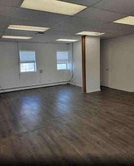 36-11 Starr Ave
