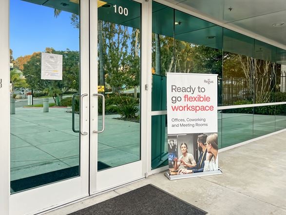 Regus - San Diego - Via del Campo