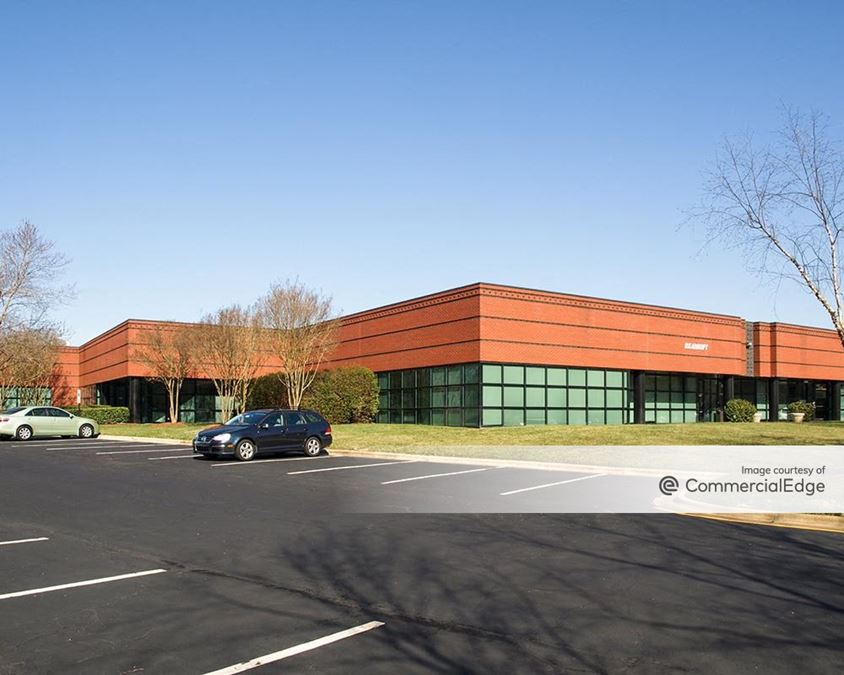 Aerial Center Executive Park - 3000 Aerial Center Pkwy