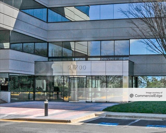 21700 Atlantic Blvd, Sterling, VA 20166