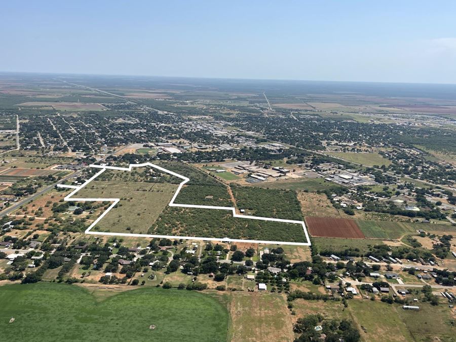 59.2 Acres near Pearsall ISD - Land Development Opportunity: 