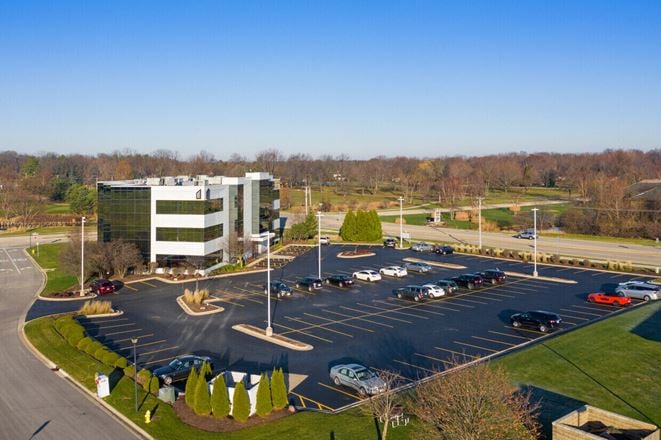 6801 Spring Creek Rd - Rockford Business Center