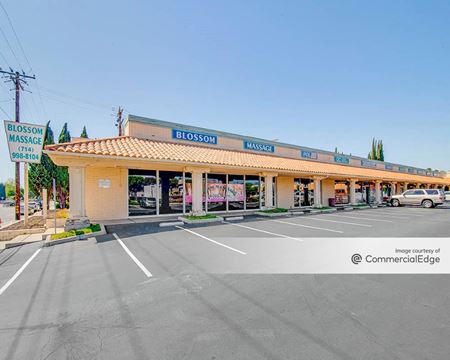Commercial space for Rent at 1700 North Tustin Street in Orange