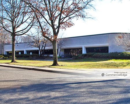 Industrial space for Rent at 400 Rabro Drive in Hauppauge