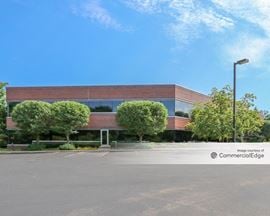 8330 Allison Pointe Trail