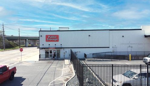 $14,820,000 | 70,395 SF | Public Storage (managed) | New Castle, DE