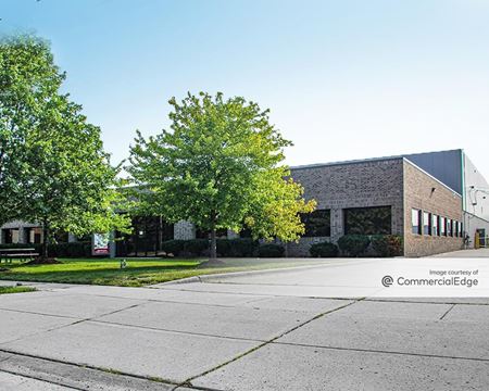 32400 Industrial Drive - Madison Heights
