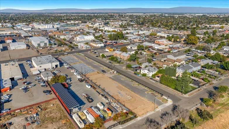 Brand New Office/Warehouse Building - Multiple Spaces