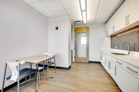 302      Space Photo Gallery 9