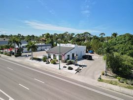 Drive-Thru Restaurant | High Visibility US 41