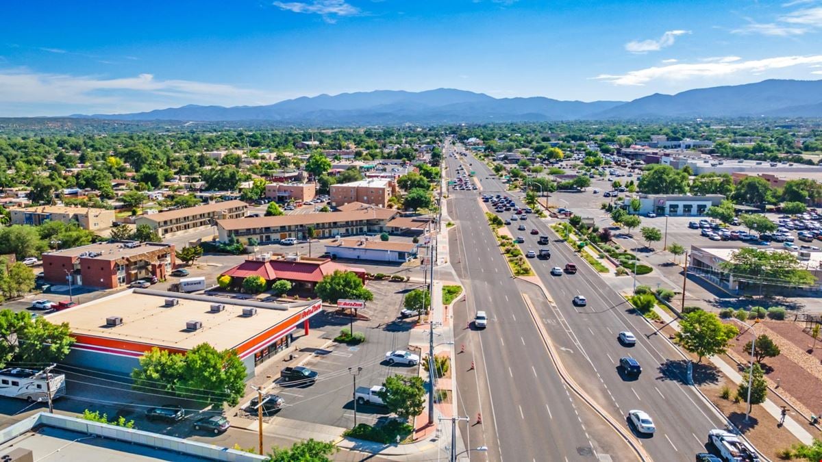Cerillos Rd Free Standing Retail Lease
