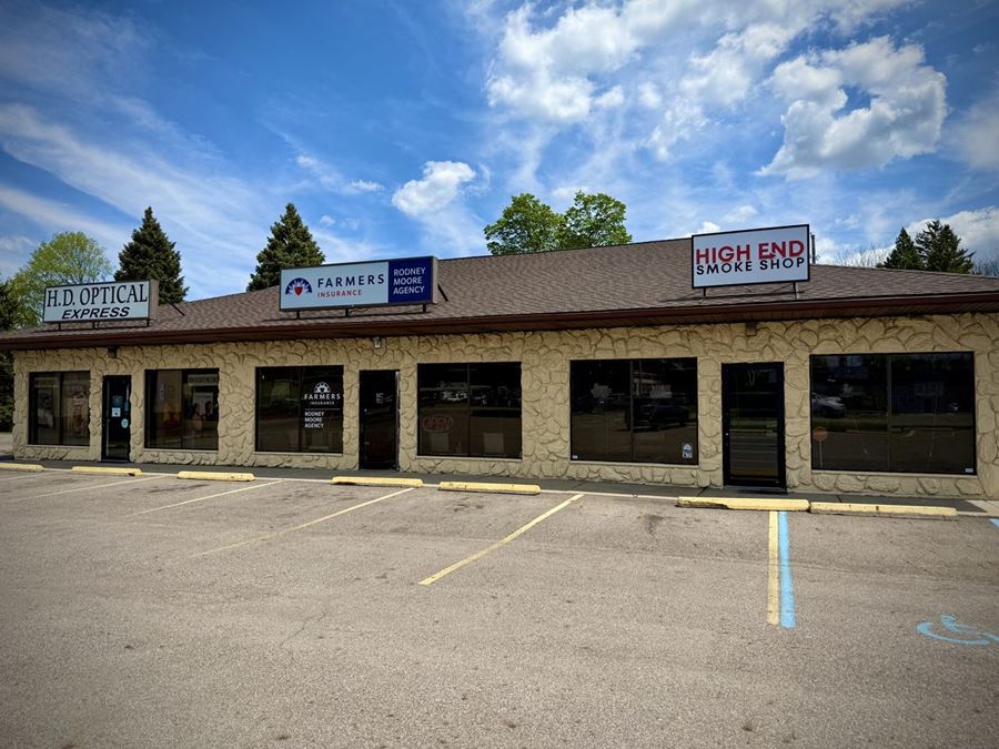 3 Unit Leased Retail Center For Sale