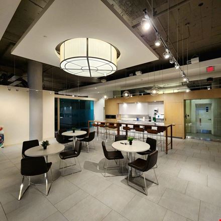 EZ Office - Penn West Plaza