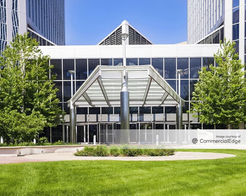 Presidents Plaza 8600 West Bryn Mawr Avenue 8600 West Bryn Mawr