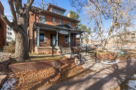 2845 Wyandot St