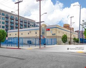 667 Santa Fe Ave.