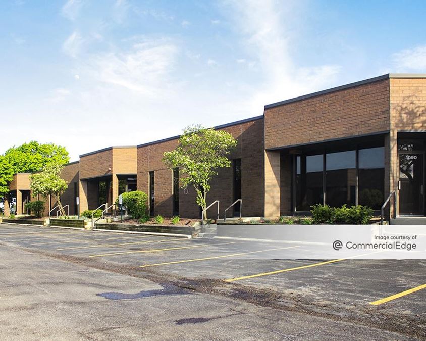 Tower Lane Business Park 1100 Tower Lane Industrial Building