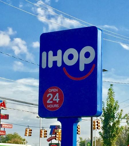 Retail space for Rent at 1240 N Dixie Hwy in Monroe