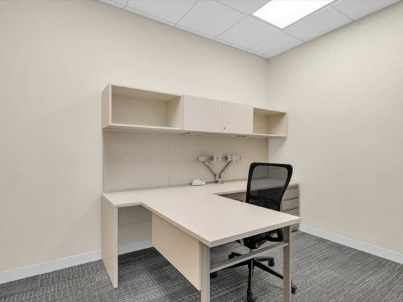 Regus - OFFICENEST - Summerlin
