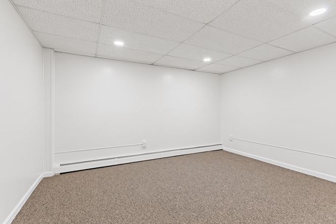 Office or Retail Spaces for Lease in Downtown Georgetown