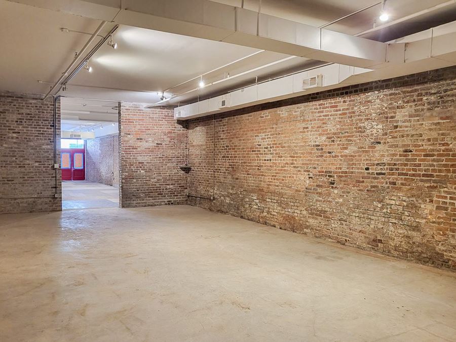 Ground-Floor Commercial Condo in Prime Warehouse District Location