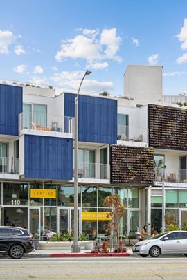 2903 Lincoln Blvd - The Wilson
