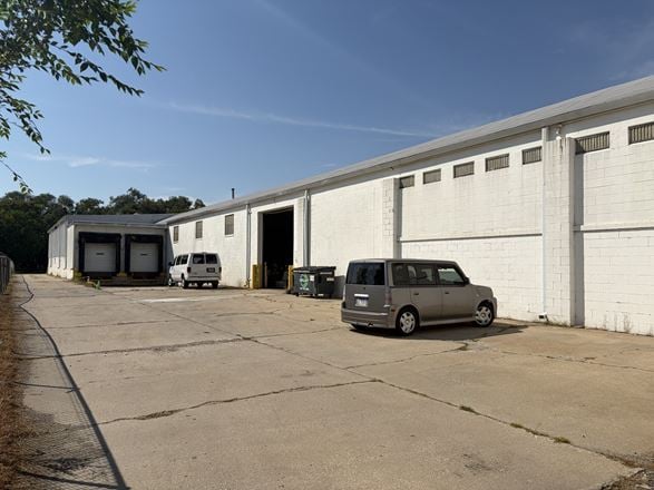 Warehouse on 2.76 Acres for Sale