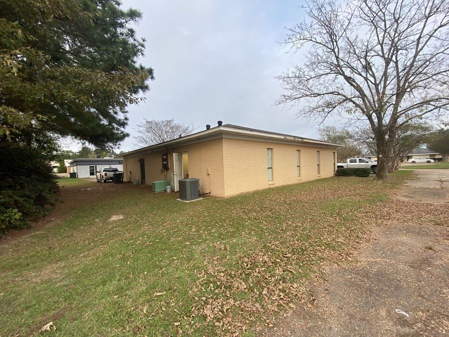 Low Rise Office - Brandon, MS For Sale