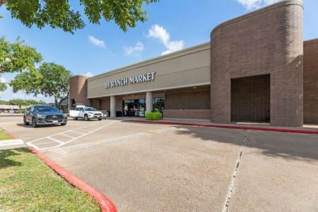 Retail space for Rent at 3414-3650 US Highway 6 in Sugar Land