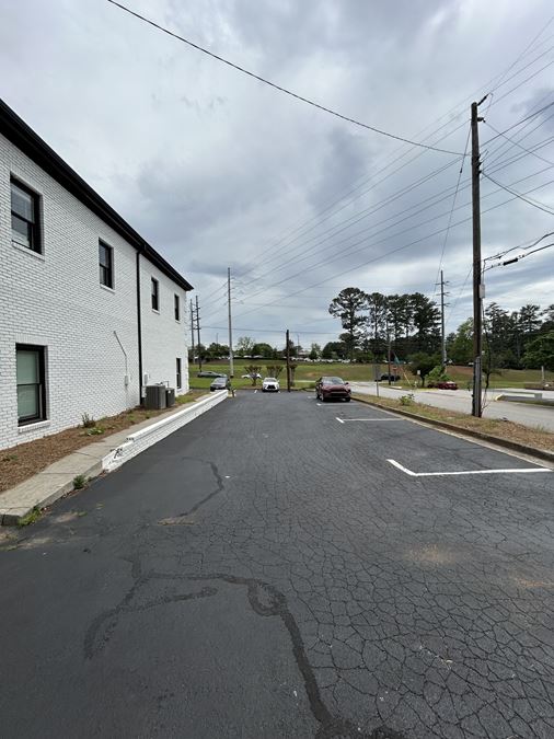 Professional Office Space in Prime Marietta Location
