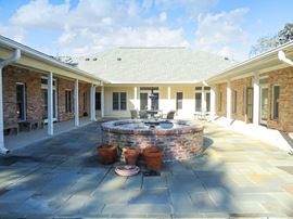 Free Standing Professional Office Building off Sherwood Forest