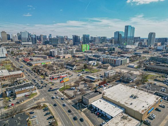 1811 Charlotte Ave For Lease