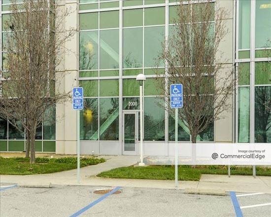Pacific Shores Center - 2000 Seaport Blvd